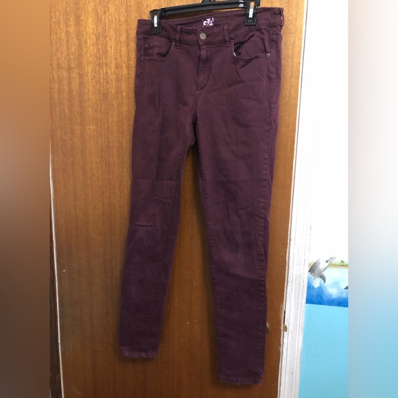 Bergundy High waist Jegging - Picture 1 of 5